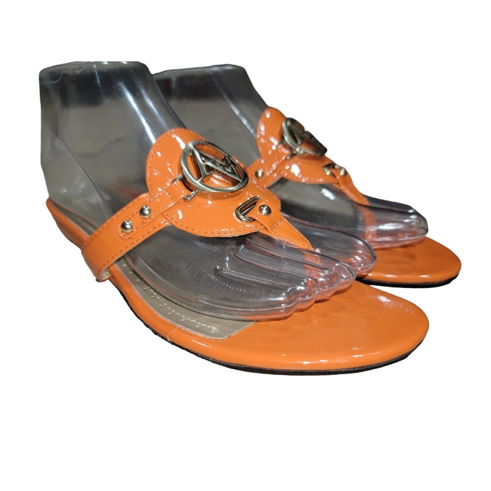 Adrienne Vittadini Togah Women's Orange Patent Flat Logo Sandals 8.5‎ M
